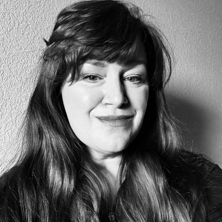 Christi Nogle, author image