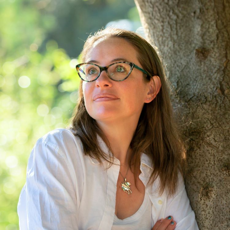 Elisabeth Kauffman, author image