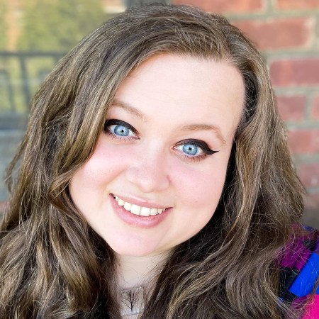 Janel Comeau, author image