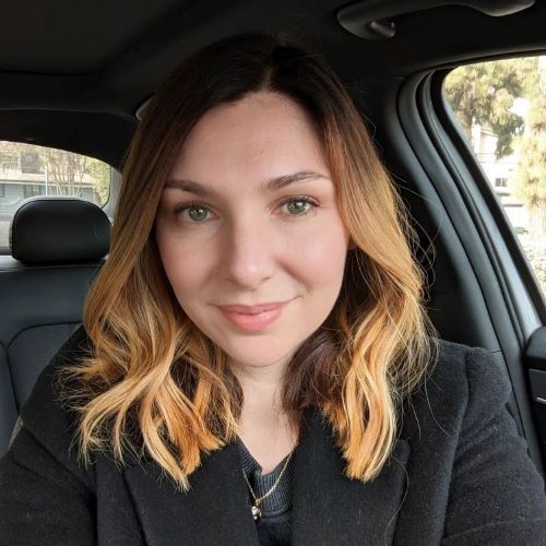 Rin Willis, author image