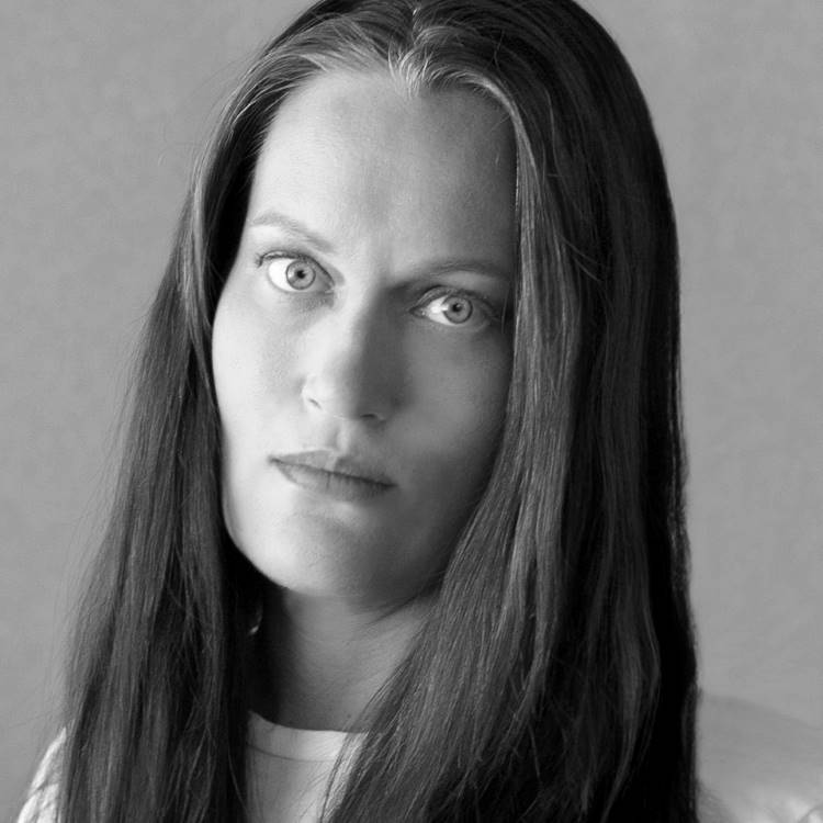 Stacie Turner, author image