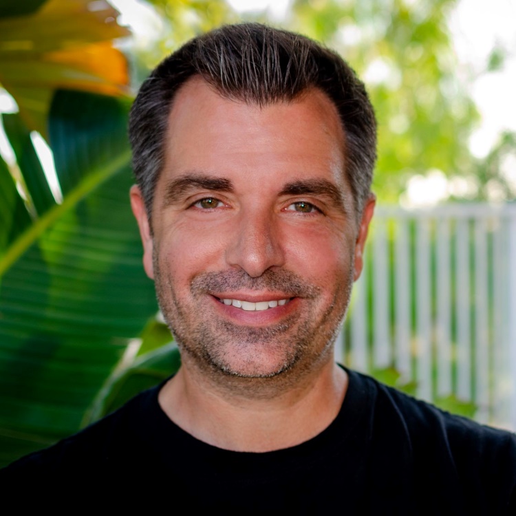 Warren Benedetto, author image